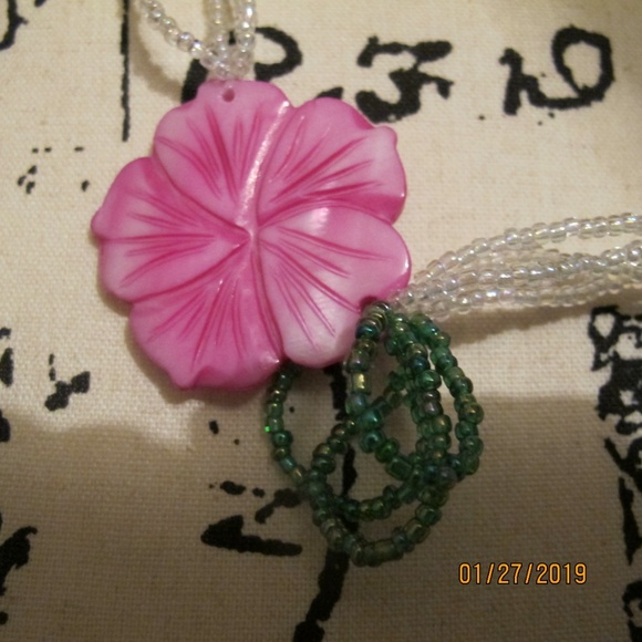 one of a kind flower necklace - Picture 2 of 3